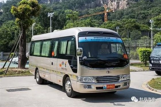 Trung Quốc 10-18 chỗ ngồi du lịch Isuzu Coaster Mini Bus Hành lý vận chuyển thành phố nhà cung cấp